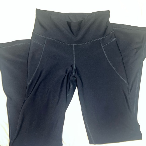 Old Navy Pants - Old Navy Active Navy High-Rise Leggings